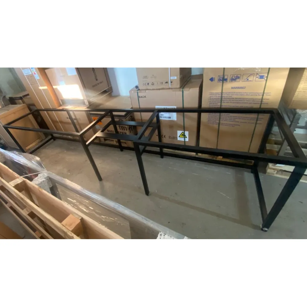 Structure de comptoir en métal – selon le proje (XCH24-0030-02)