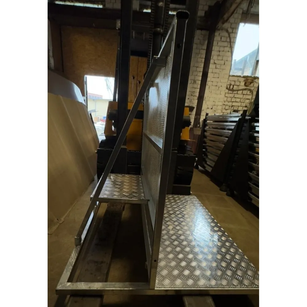 Barriers to public events (BAR-1)