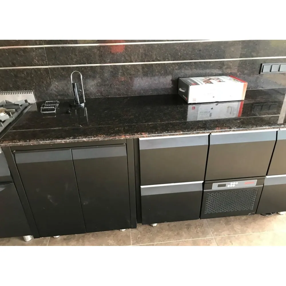 Cuisine pour une maison privée NN87