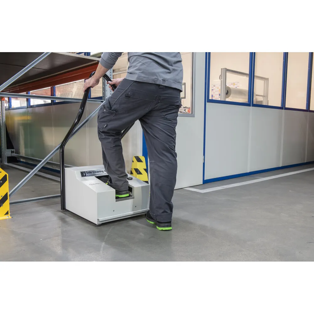 Machine compacte de nettoyage à sec pour semelles de chaussures Solamat 90 (060-2100)