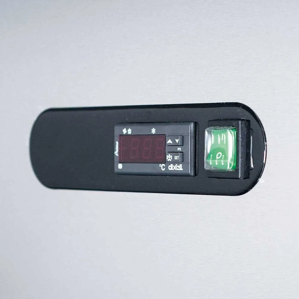 RÉFRIGÉRATEUR À ROULETTES D2 (830130)