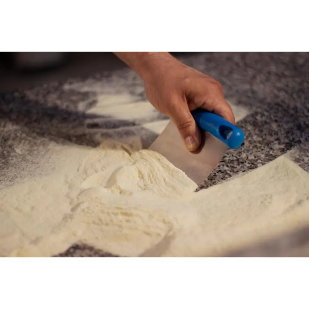 Coupe-pâte/grattoir flexible 8x11,5cm (AC-TPF11)