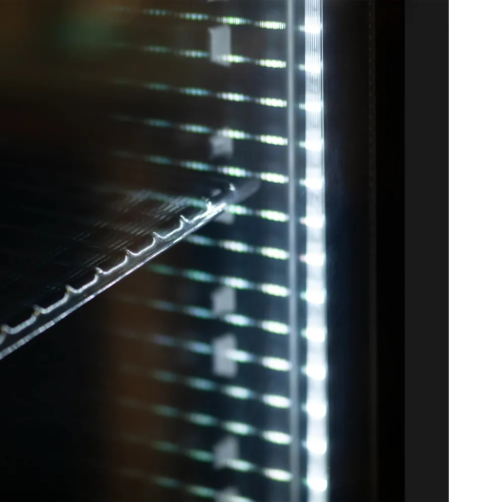 Congélateur UF 340 liters with glass doors, noire (UF400VGB)