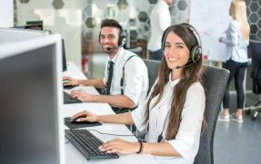 <div>Contactez-nous<div style='color:#5B667E;font-size:14px; font-weight: 400;'>5 - 15 min</div></div>