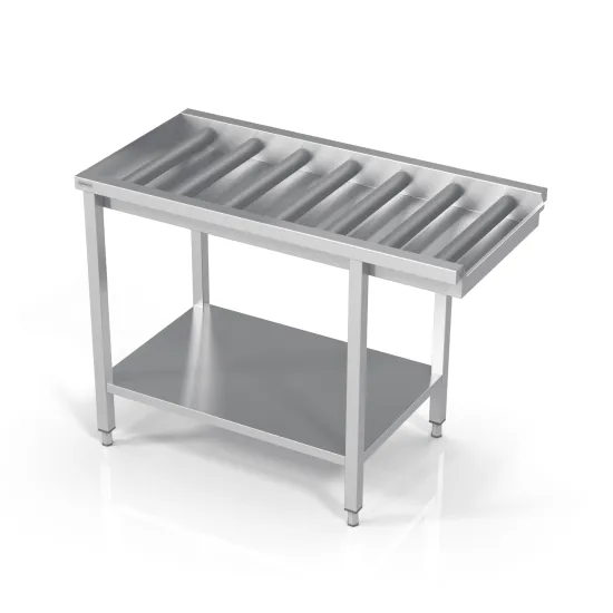 Table avec étagères